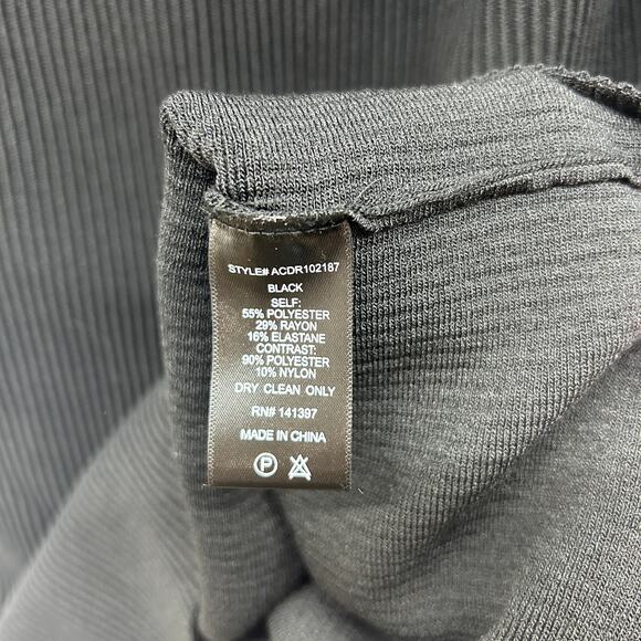 NEW $118 ASTR Black Ruffle Off Shoulder Rib Knit Cherie Mini Dress Large Party - Picture 8 of 8